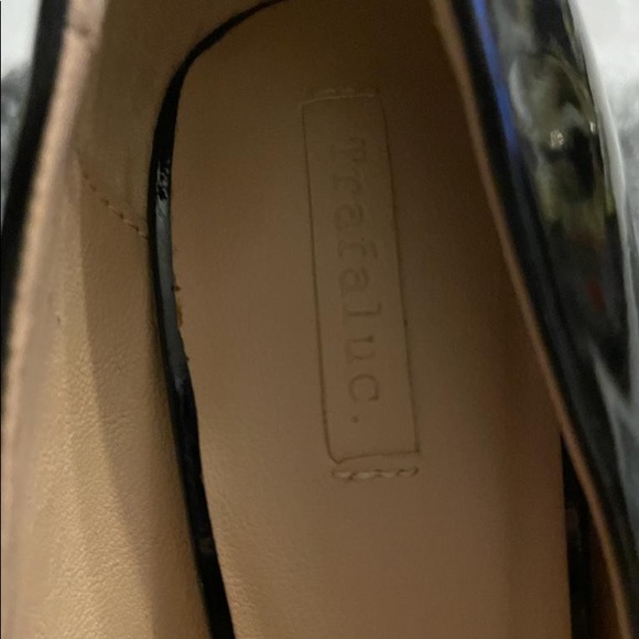 Excellent condition Zara Trafaluc Black Pointy Toe Pumps 👠👠 - Picture 4 of 7